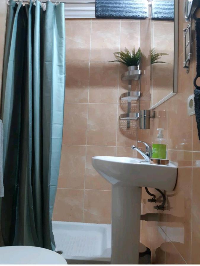 Apartamento En Barrio San Basilio Apartment กอร์โดบา ภายนอก รูปภาพ