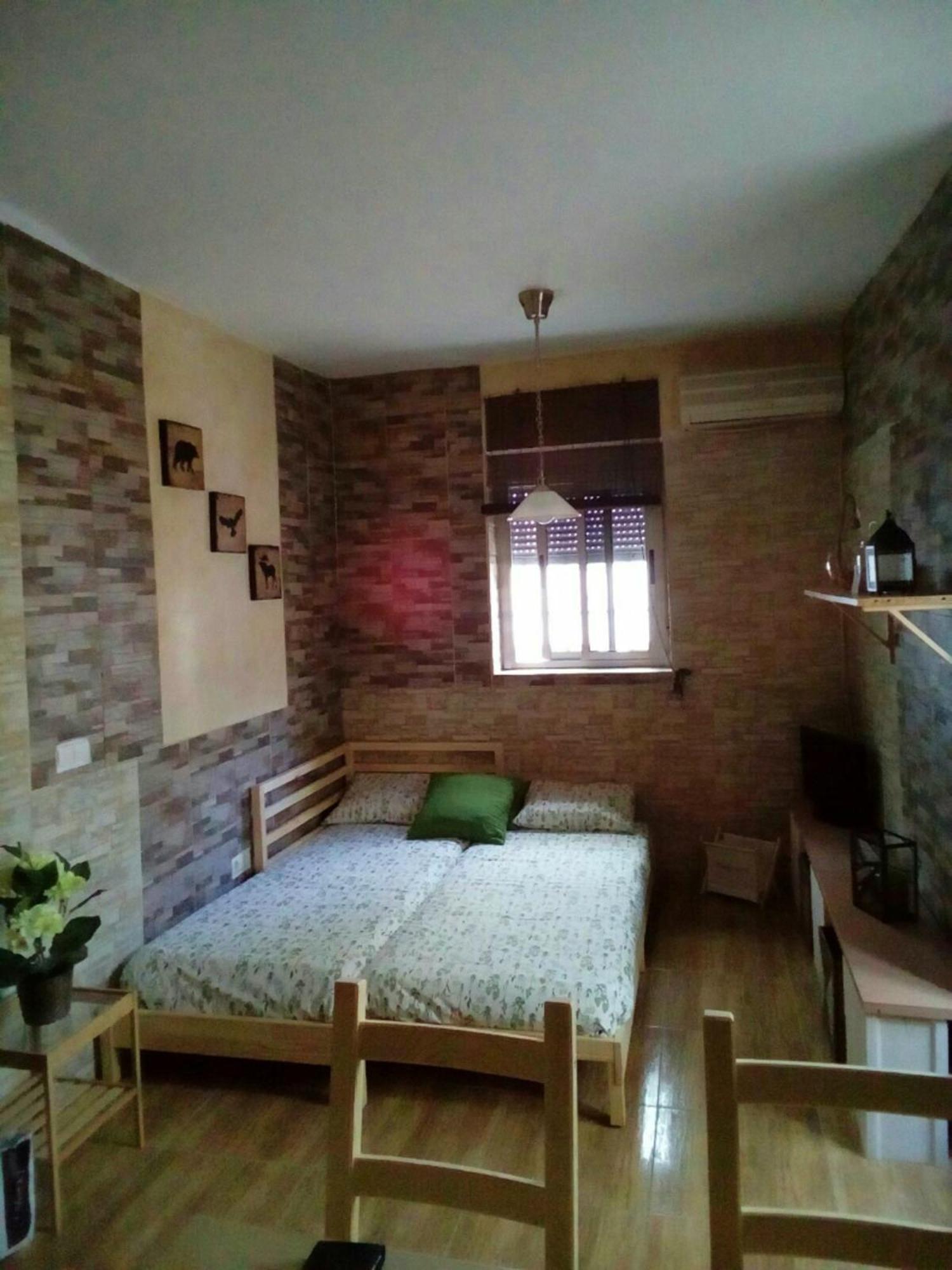 Apartamento En Barrio San Basilio Apartment กอร์โดบา ภายนอก รูปภาพ
